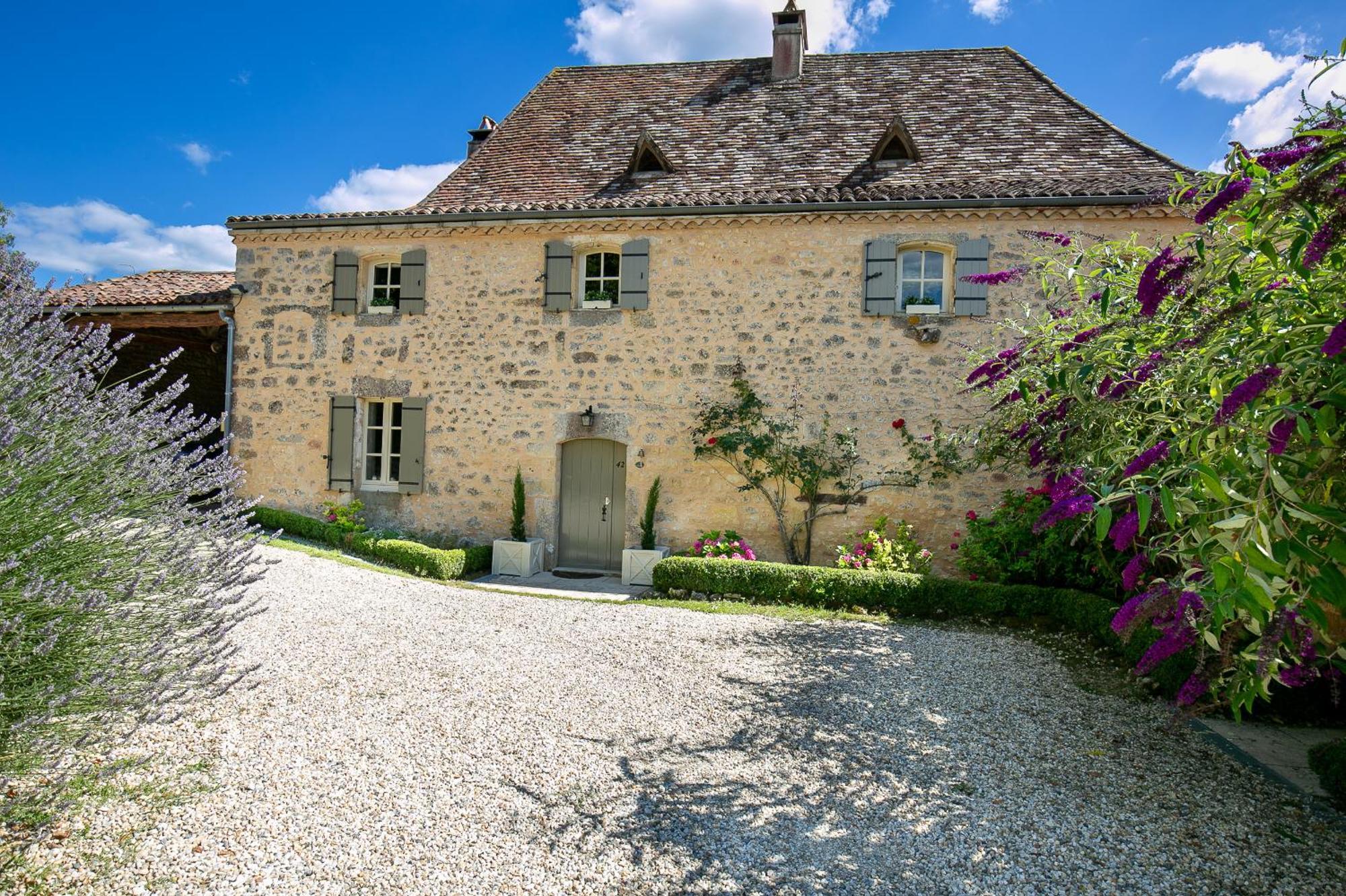 La Maison Louverie Pontours Εξωτερικό φωτογραφία
