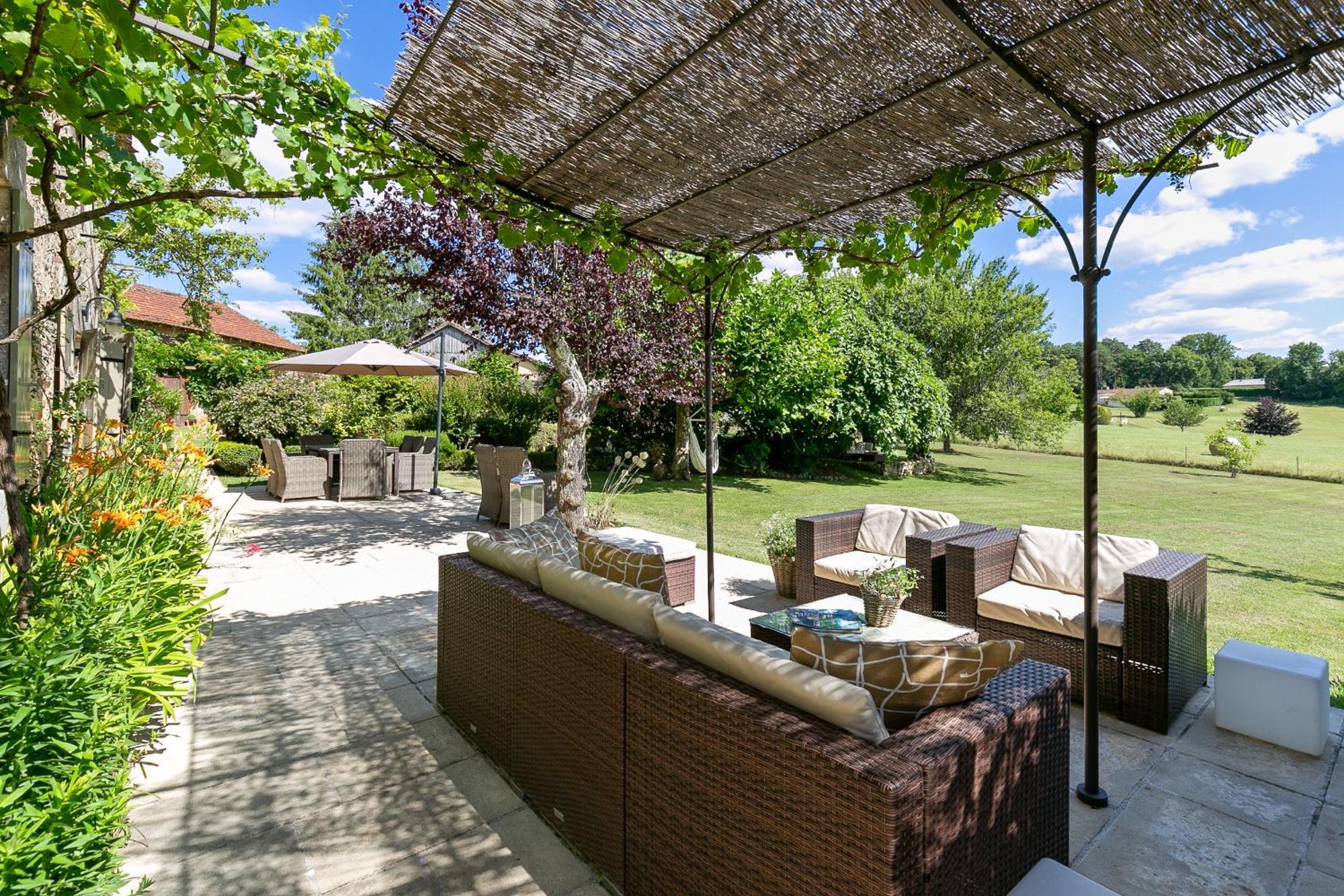La Maison Louverie Pontours Εξωτερικό φωτογραφία