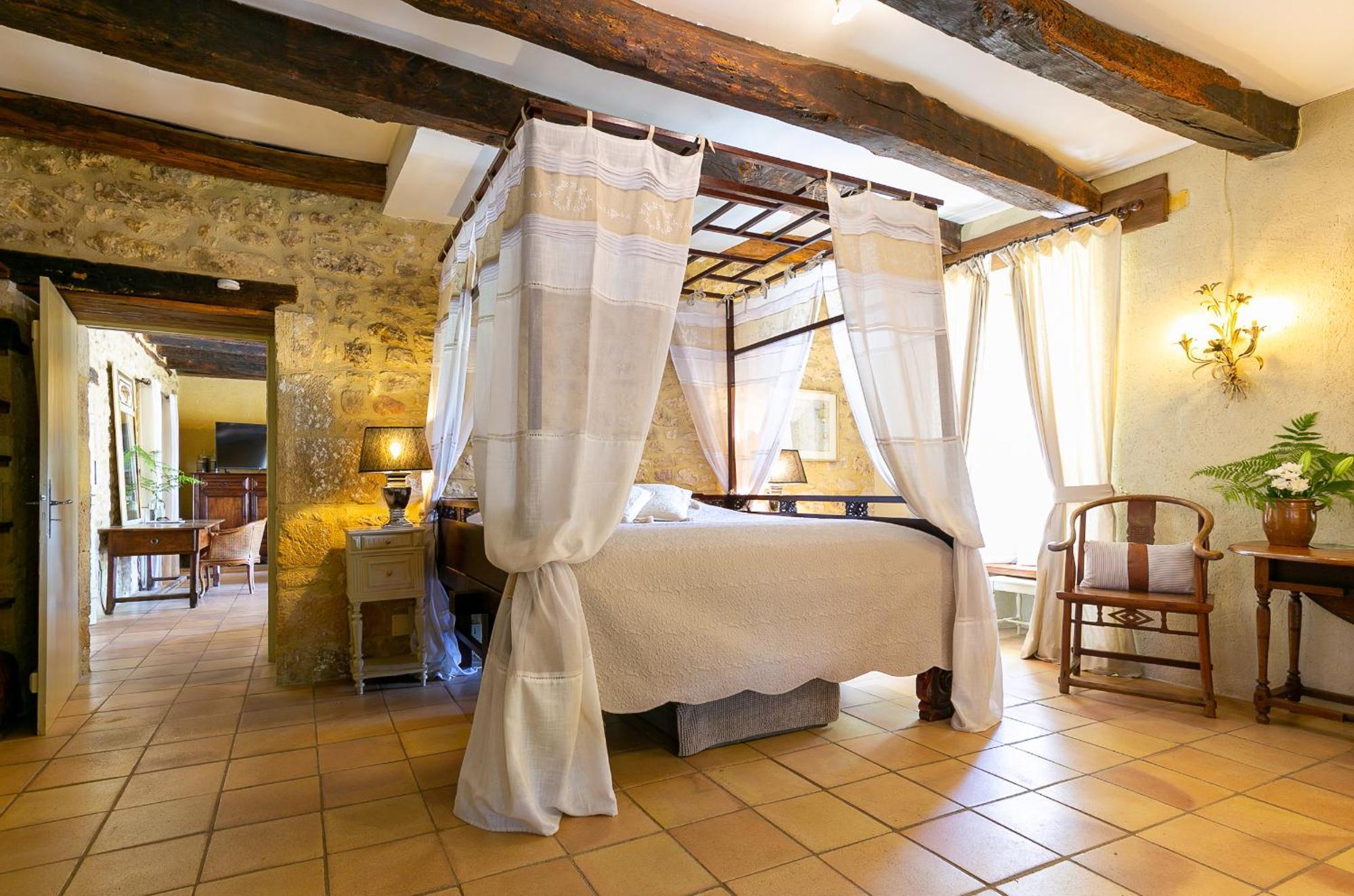 La Maison Louverie Pontours Εξωτερικό φωτογραφία