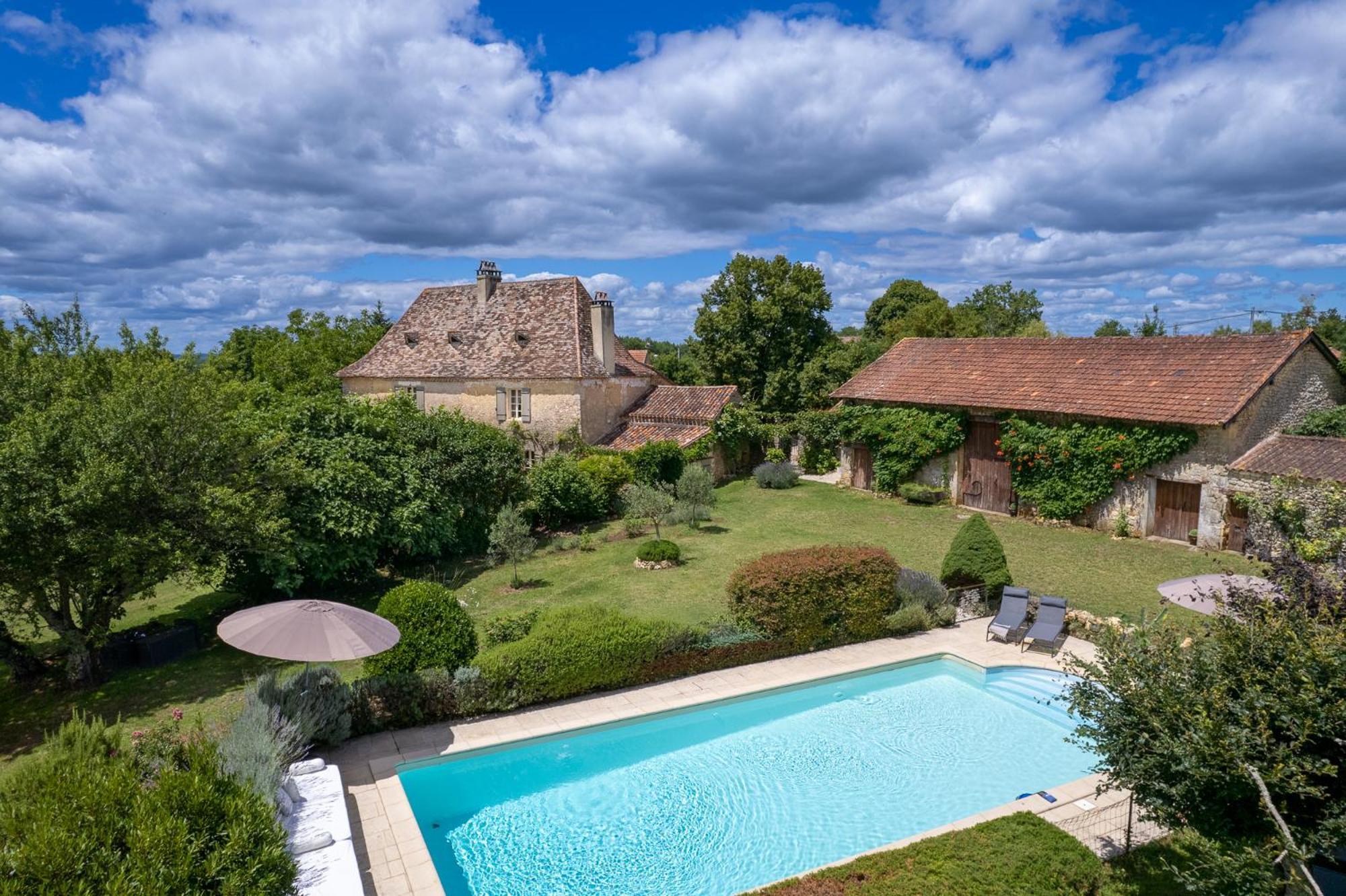 La Maison Louverie Pontours Εξωτερικό φωτογραφία